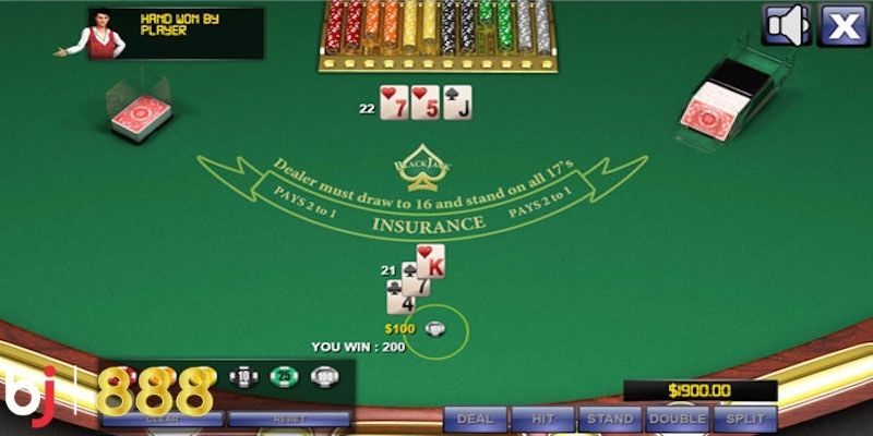Lựa chọn Stand được đưa ra khi người chơi hài lòng với tổng điểm hiện tại